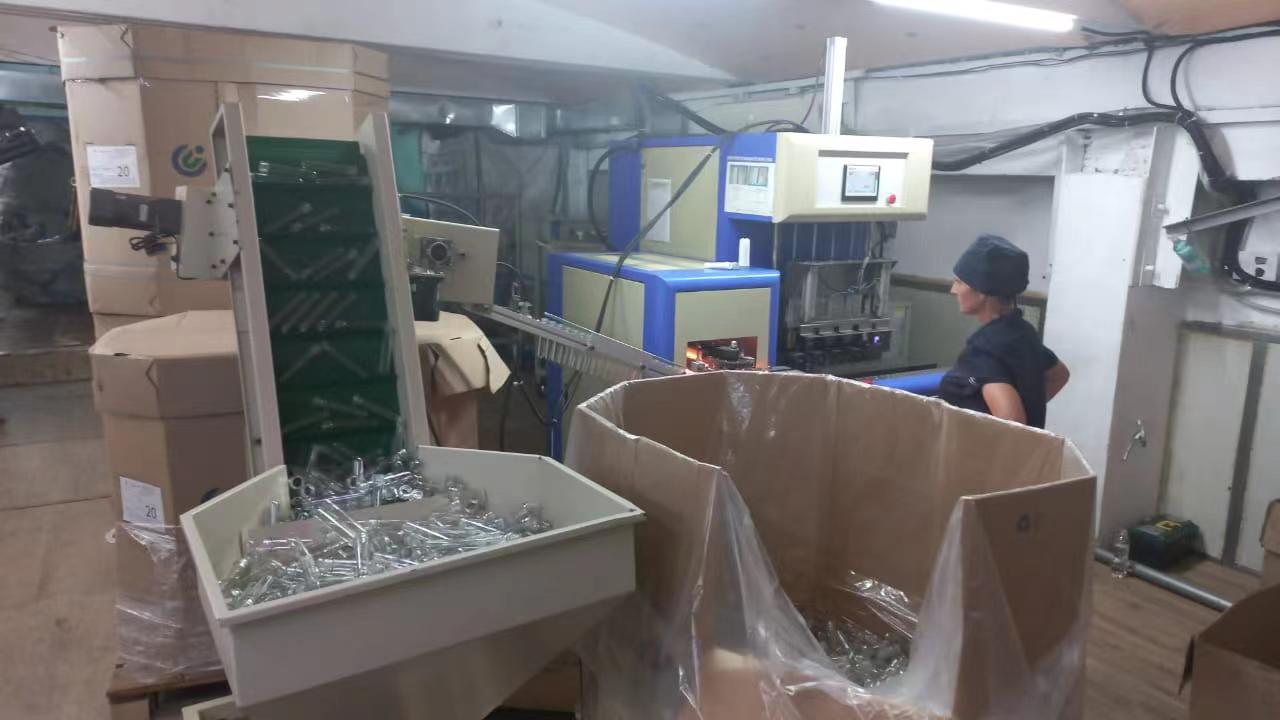 PET Stretch Blow Molding Machine Manufacturer